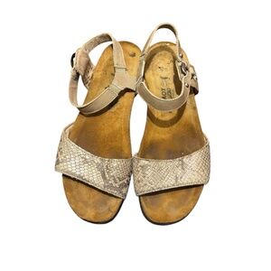 Naot Sabrina Sandals in Beige Snake Size 9